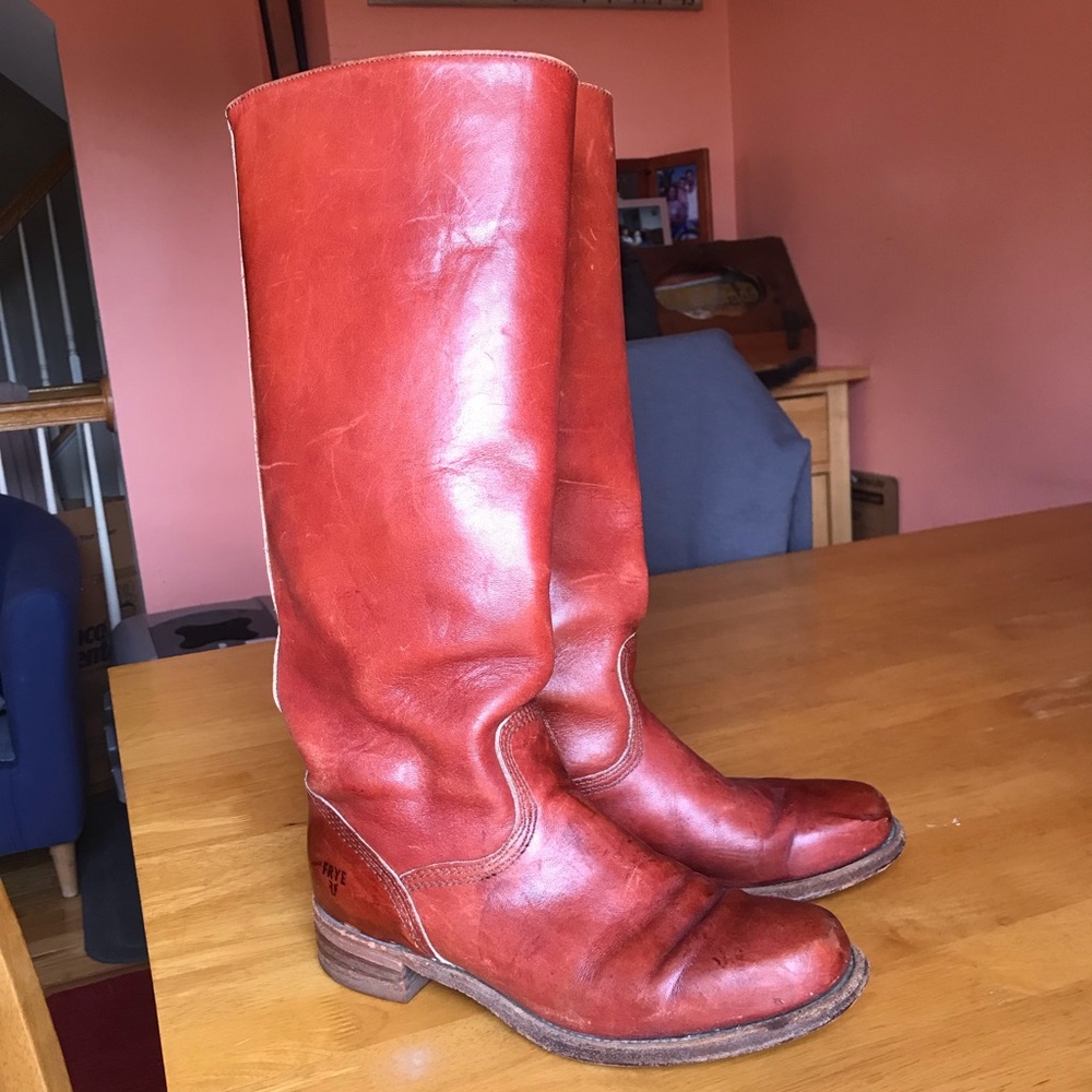 Authentic Frye tall boots sz8